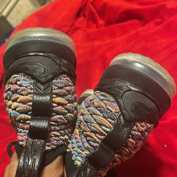 Nike Lebron James XV 15 Four Horseman Shoes Fruity Pebbles 922811-901 Size 6.5y - Picture 5 of 8